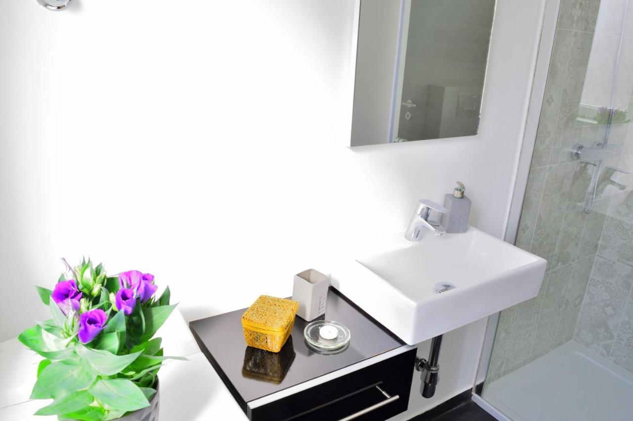 אומאג Apartment Domus Lauri מראה חיצוני תמונה